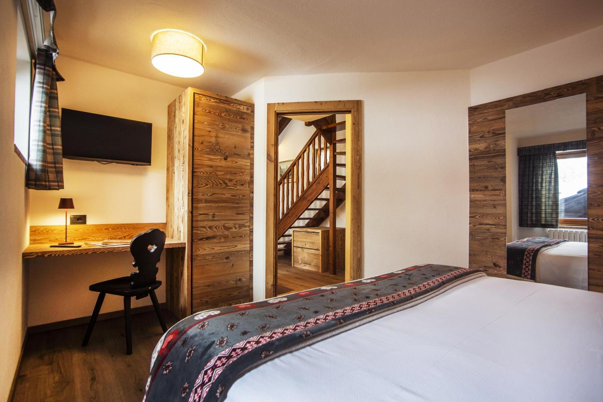 Hotel Pilier D'Angle & Wellness Courmayeur Exterior foto